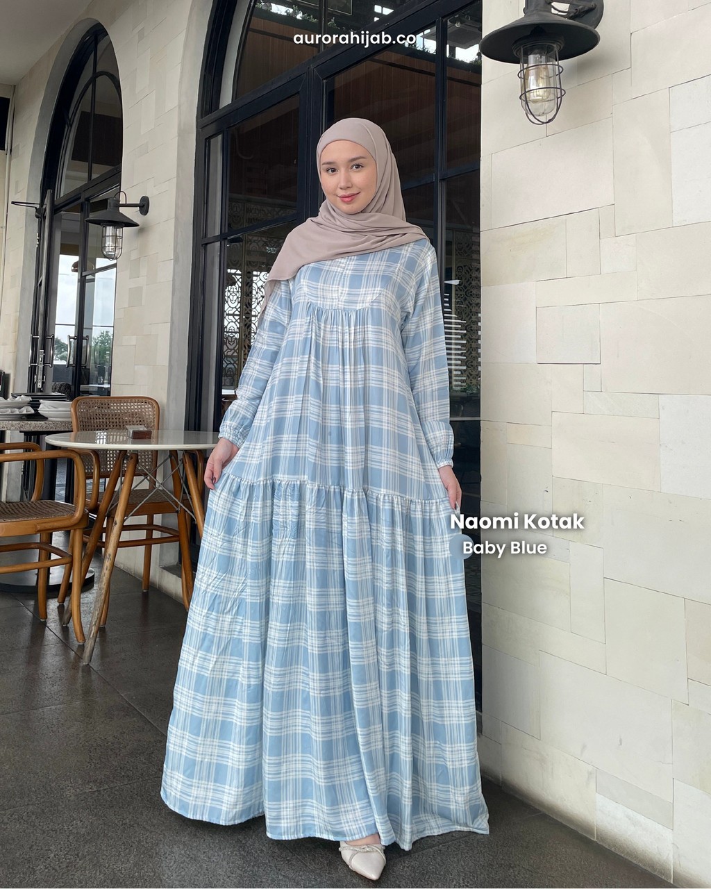 naomi kotak baby blue