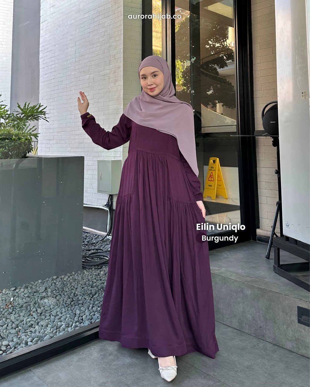 Eilin Uniqlo Dress Burgundy