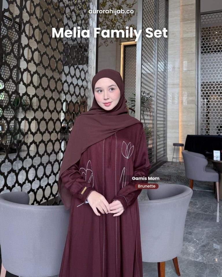 Melia Family Set Brunette Mom